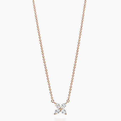 Tiffany Victoria™ 18k 玫瑰金镶钻小号吊坠